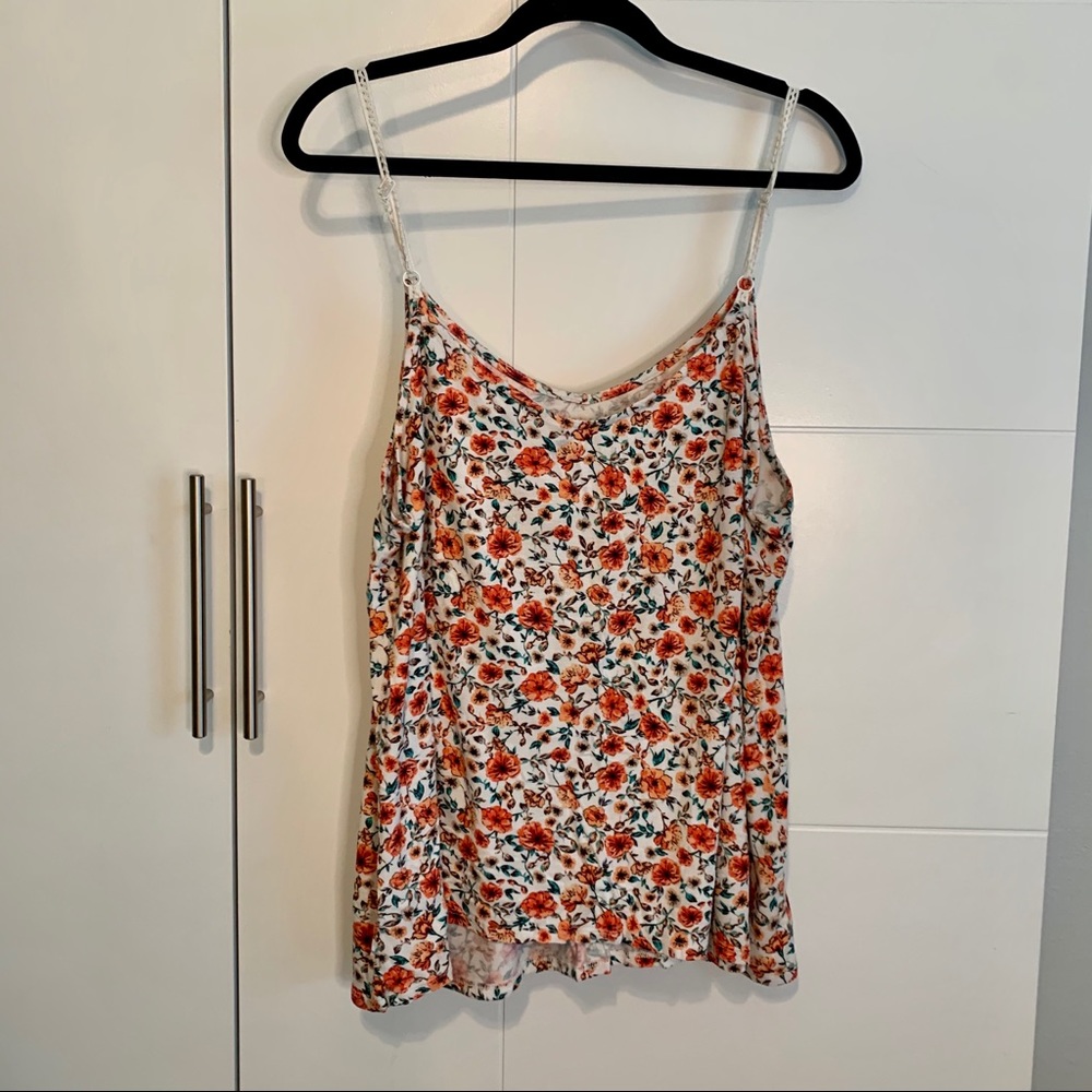 Torrid Tank Size 2